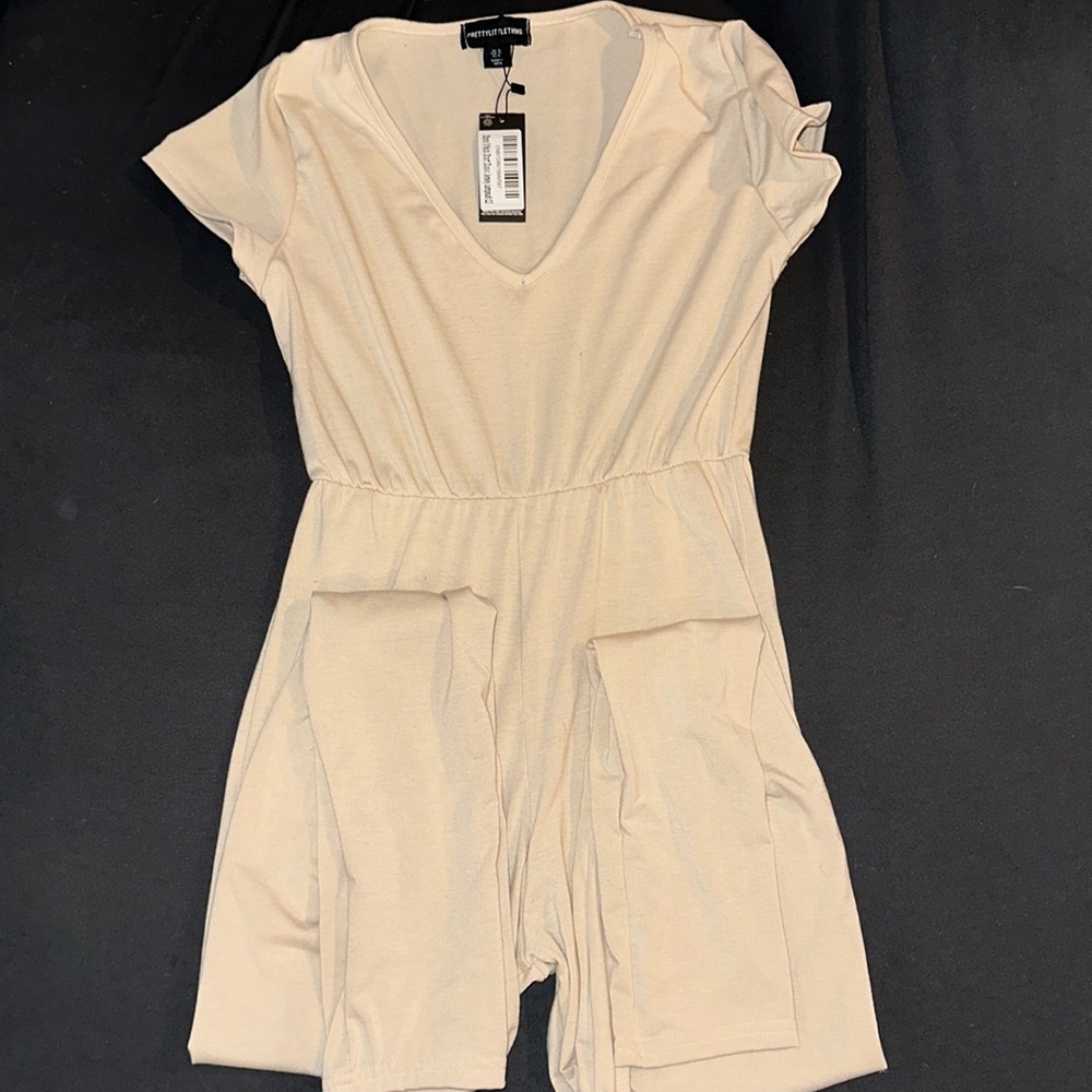 Pretty Little Thing, Short Sleeve full length romper